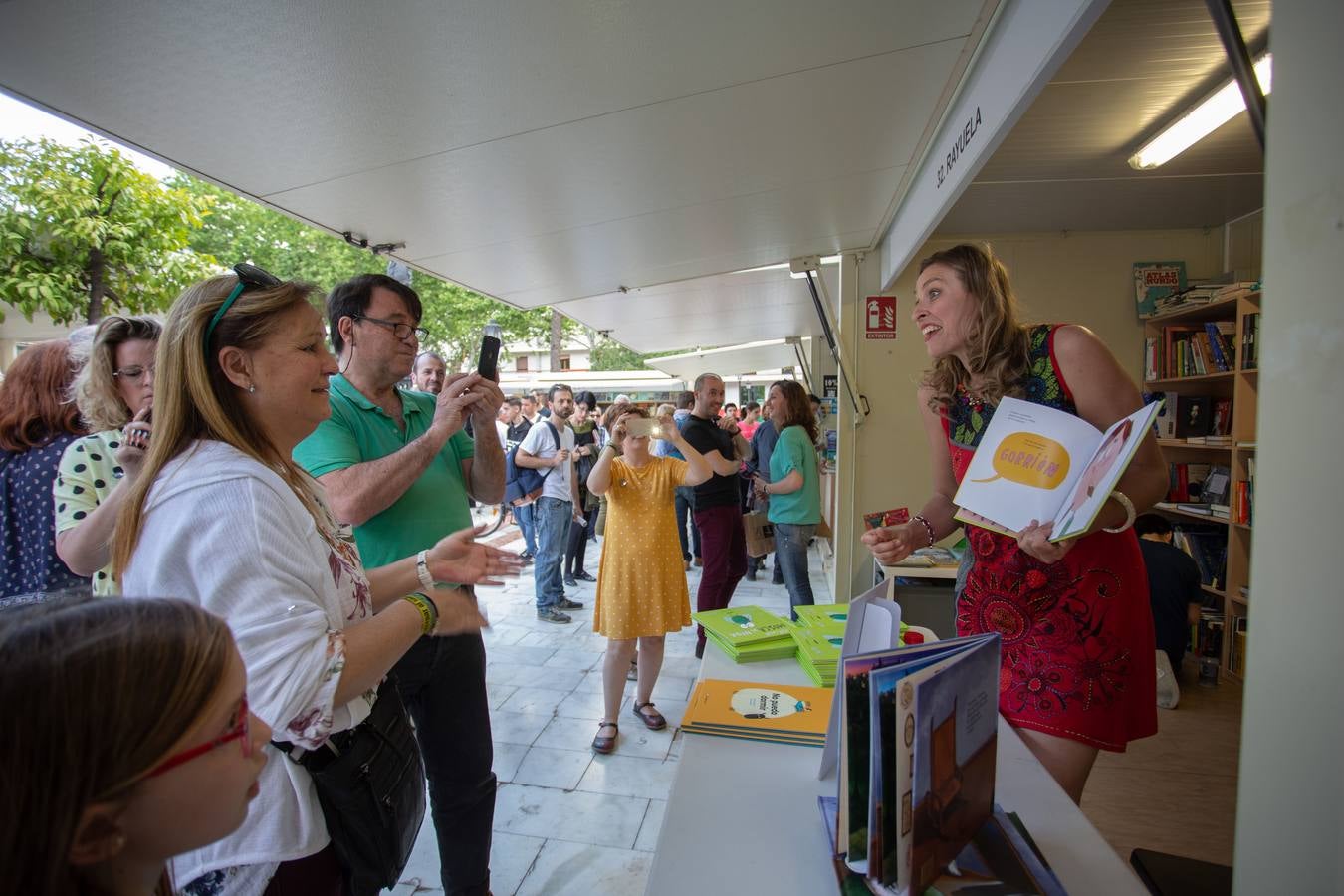 Éxito de público en la Feria del Libro de Sevilla 2018