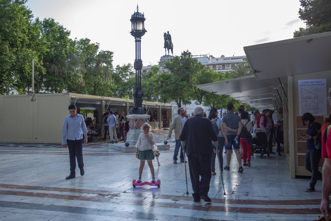 Éxito de público en la Feria del Libro de Sevilla 2018