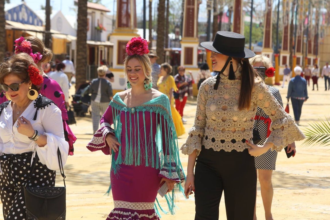FOTOS: Ambientazo en la Feria del Caballo de Jerez este domingo