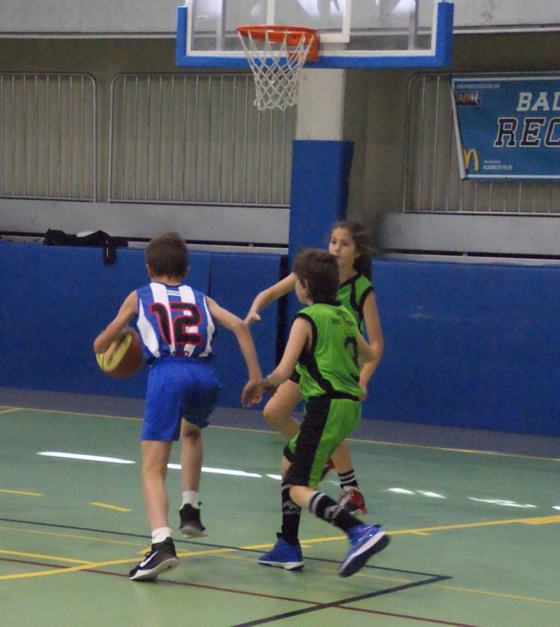 Las mejores imágenes del partido de baloncesto alevín masculino entre Ntra. Sra. Recuerdo y Sagrada Familia Jorge Juan