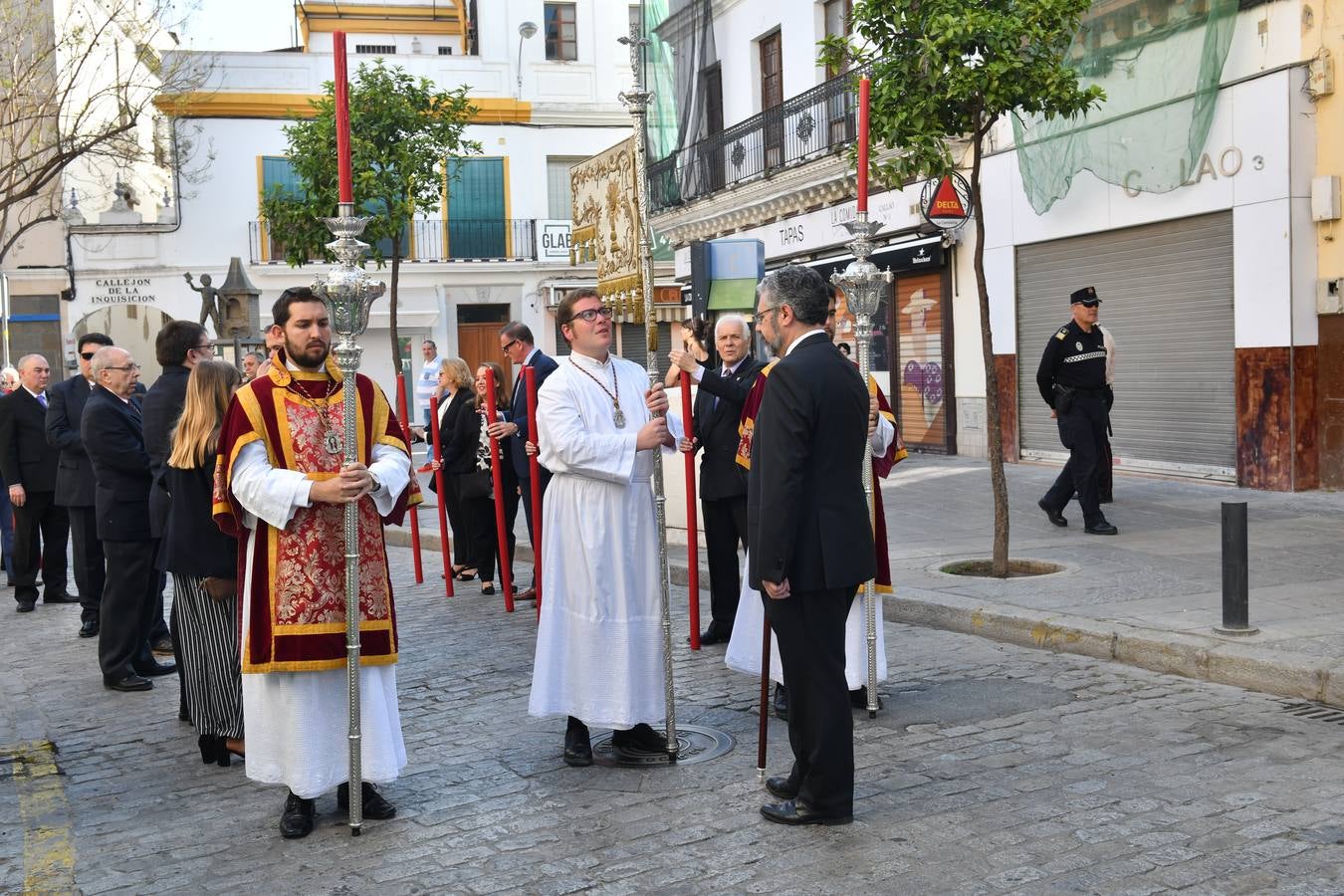 La procesión de impedidos de la O, San Vicente y Omnium Sanctorum