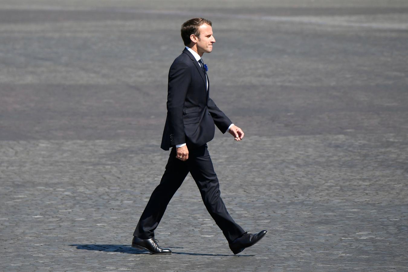 Macron conmemora el final de la Segunda Guerra Mundial en París