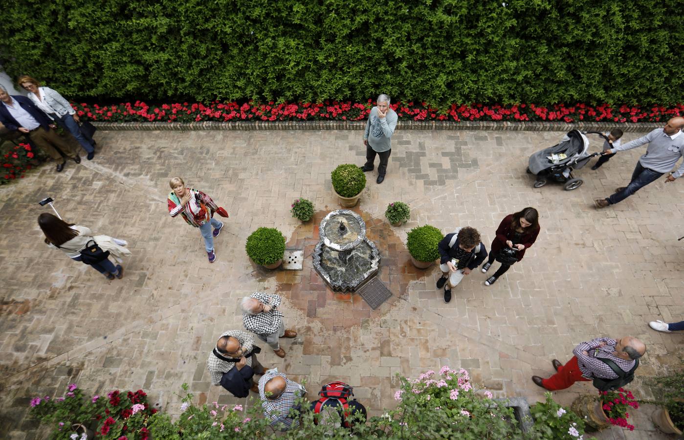 Los patios del Palacio de Viana de Córdoba, en imágenes