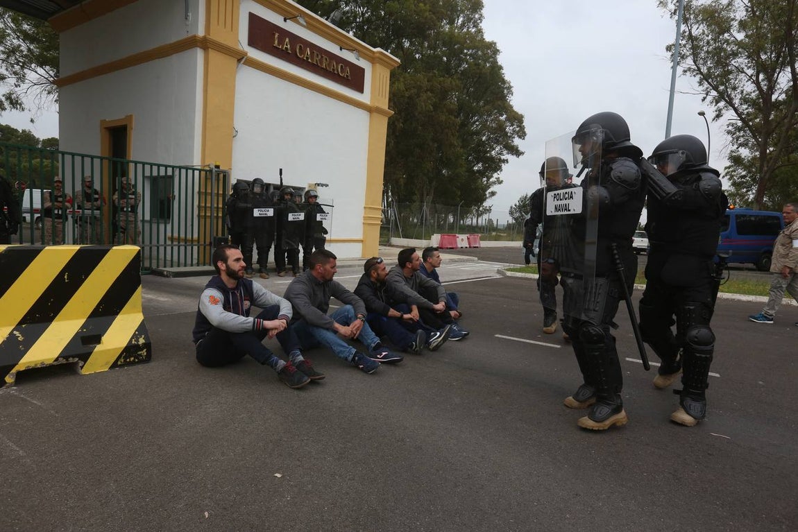 FOTOS: Ejercicio de la Fuerza de Protección de Infantería de Marina en La Carraca