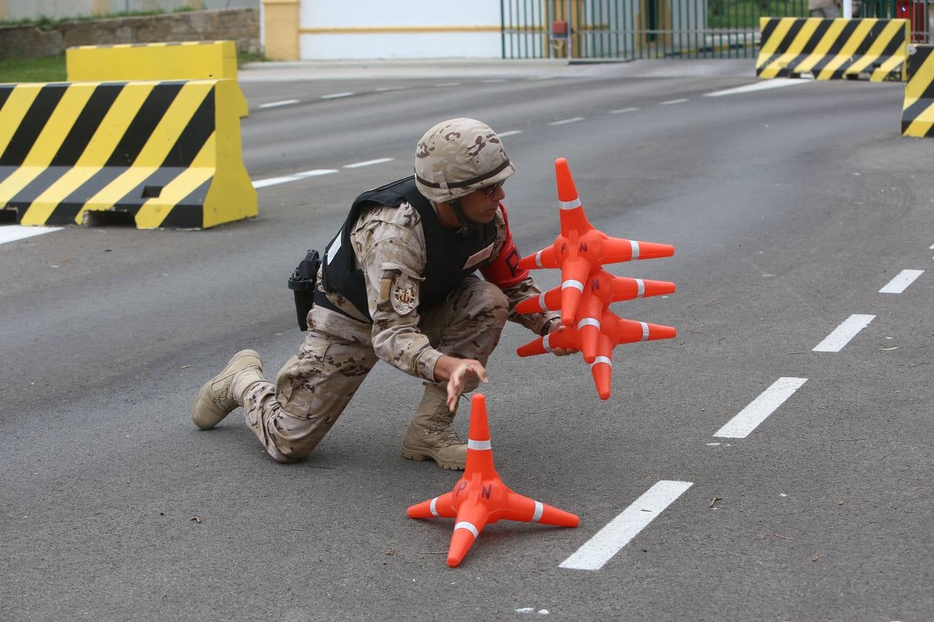 FOTOS: Ejercicio de la Fuerza de Protección de Infantería de Marina en La Carraca