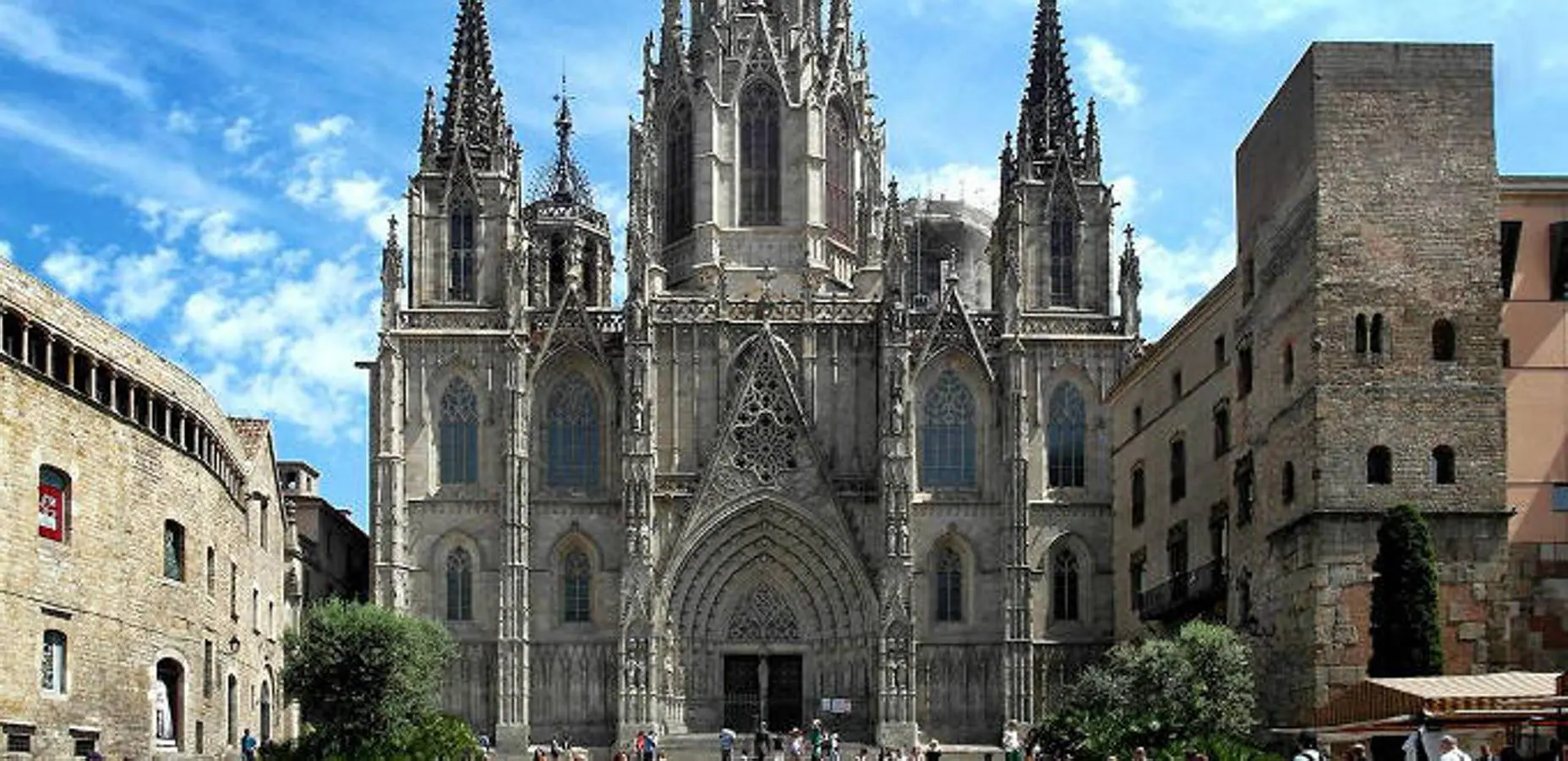 La CUP pide la «expropiación forzosa» de la catedral de Barcelona. 