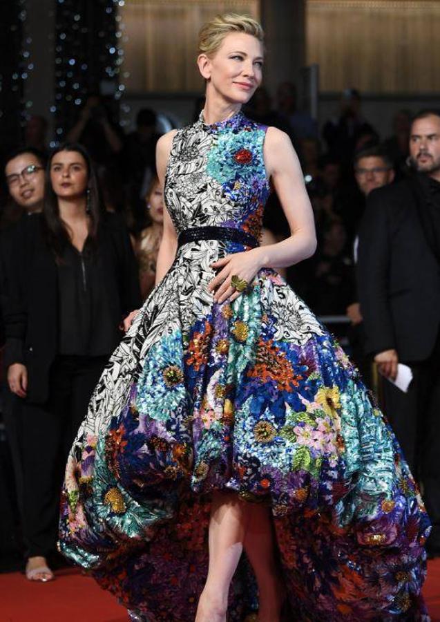 Cate Blanchett. La actriz asistió a la presentación de la película« Cold War» con un diseño estampado de flores de Mary Katrantzou