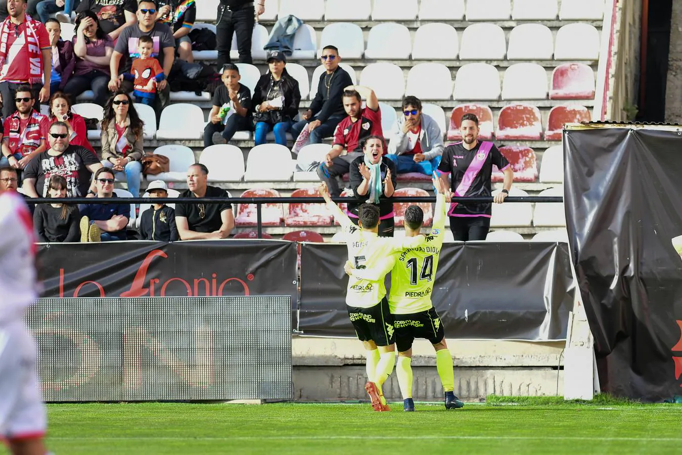 El sorpresón del Córdoba CF ante un Rayo líder, en imágenes