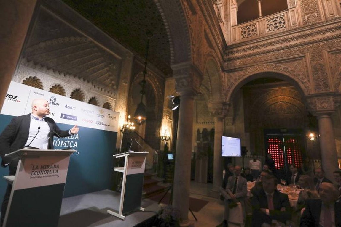 Fotos: La Mirada Económica con Daniel Romero-Abreu