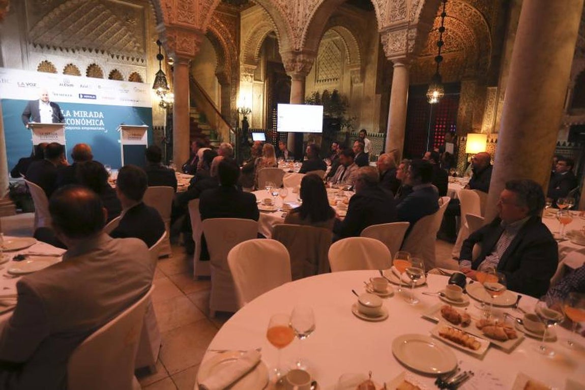 Fotos: La Mirada Económica con Daniel Romero-Abreu