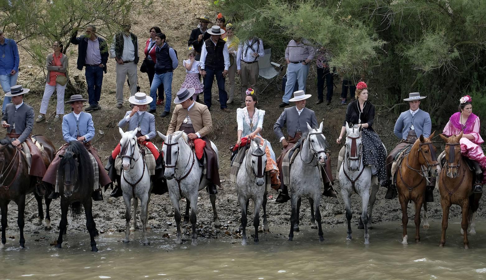 Caballistas de la hermandad del Salvador