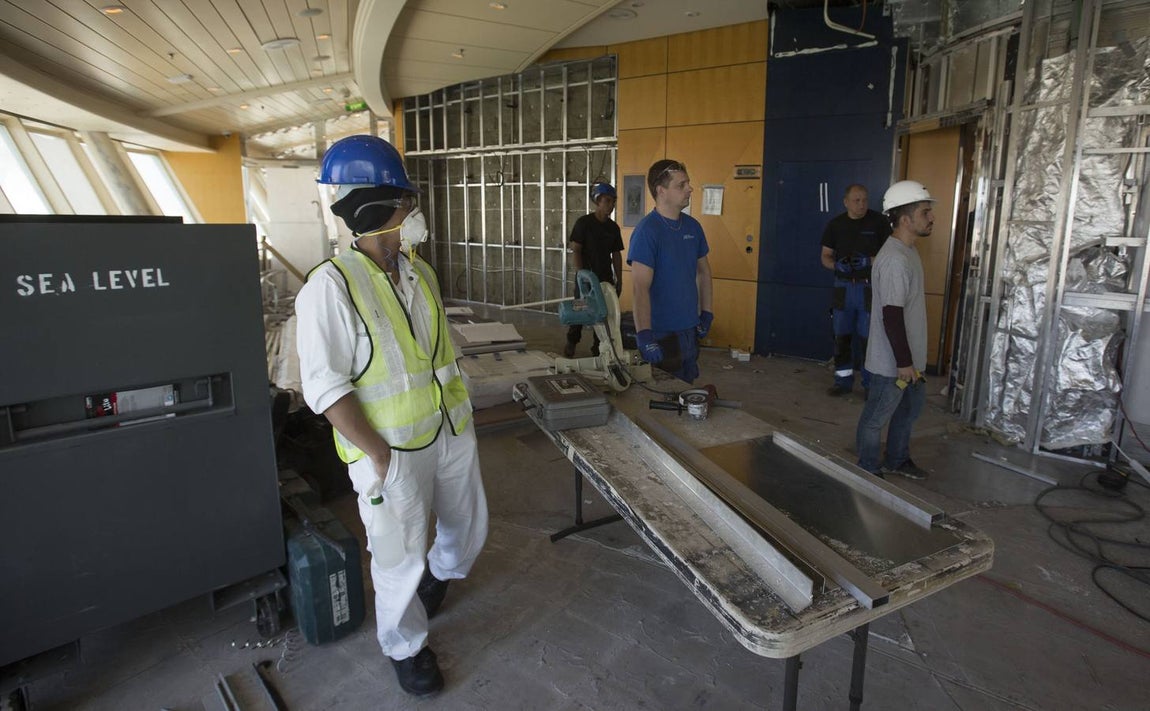 Fotos: La reparación del &#039;Mariner of the seas&#039; en Cádiz, en imágenes