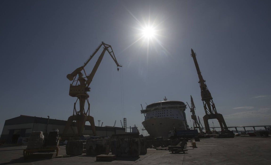 Fotos: La reparación del &#039;Mariner of the seas&#039; en Cádiz, en imágenes