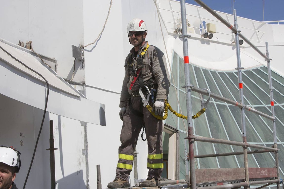 Fotos: La reparación del &#039;Mariner of the seas&#039; en Cádiz, en imágenes