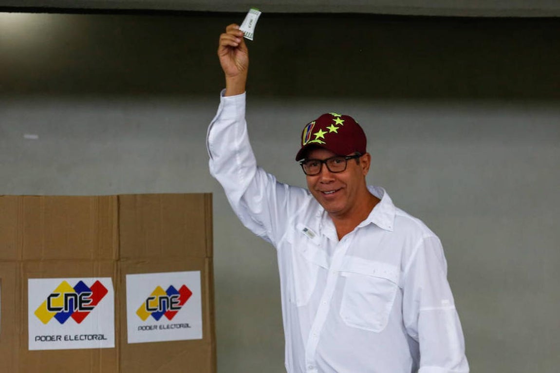 El principal candidato opositor Henri Falcón. 