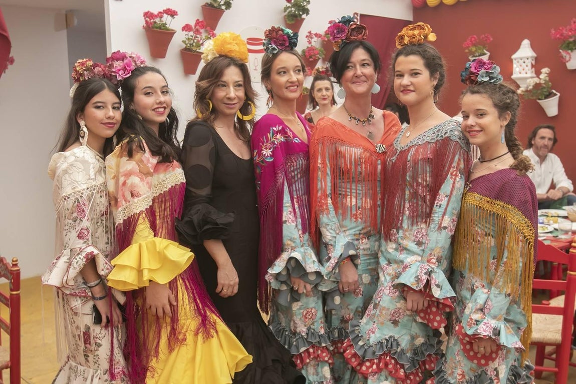 Las casetas el domingo de Feria de Córdoba, en imágenes