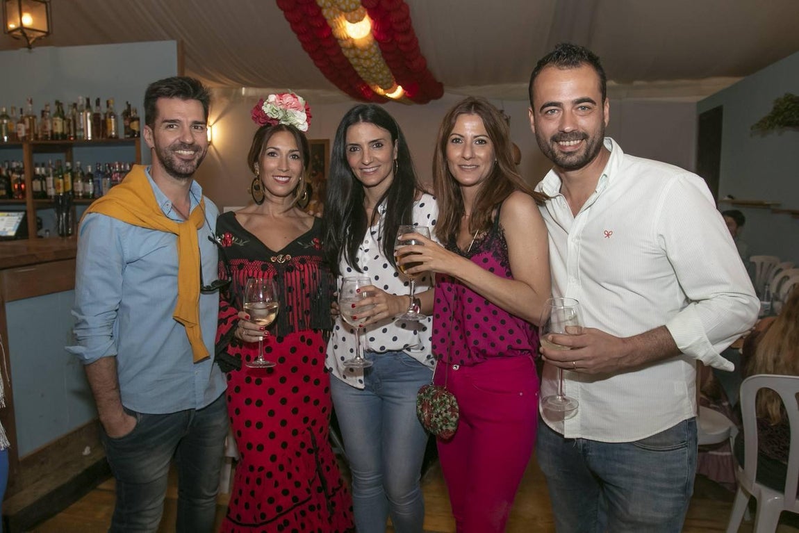 Las casetas el domingo de Feria de Córdoba, en imágenes