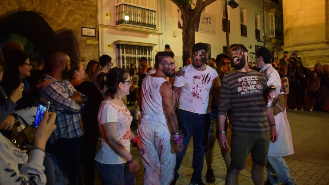Fotos: Así ha sido el Survival Zombie en Chiclana