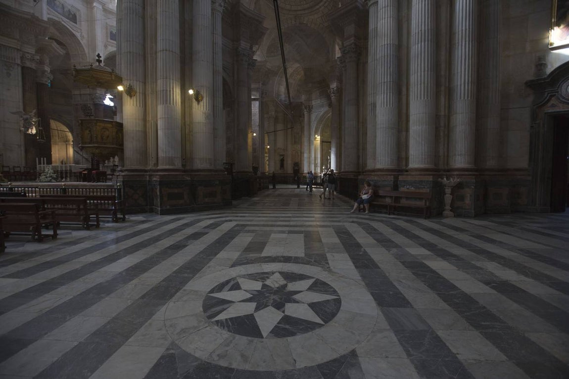 La catedral de Cádiz al descubierto