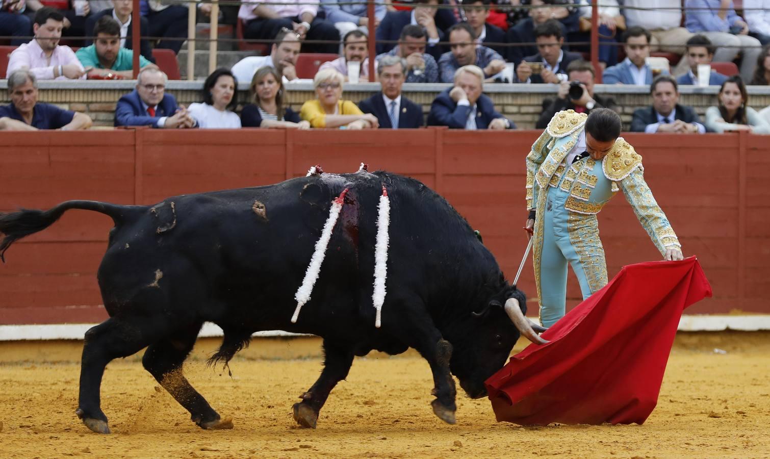 La corrida de El Juli, Ponce y Ginés Marín en Córdoba, en imágenes