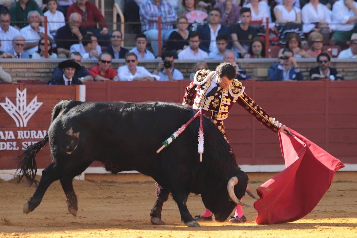 En imágenes, la corrida de Finito, Morante y Roca Rey en Córdoba