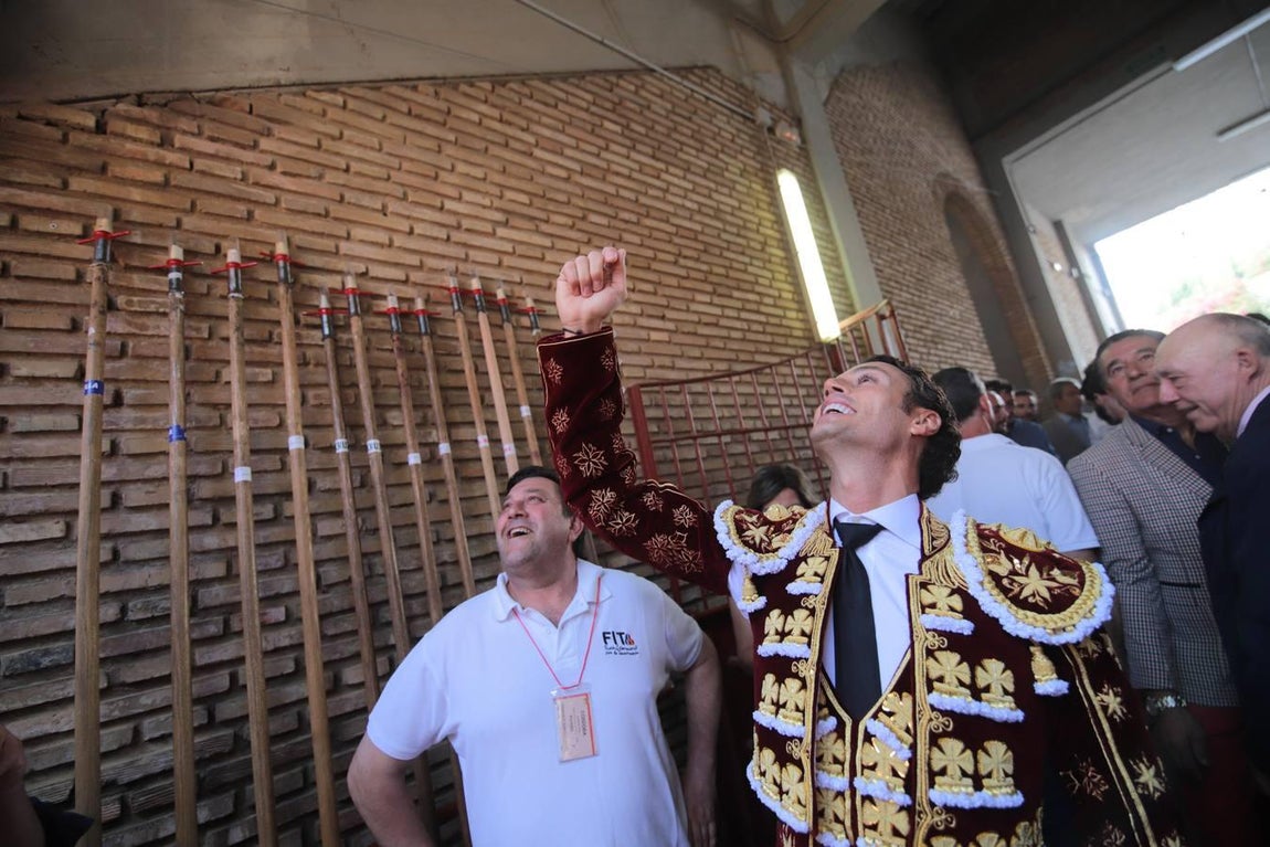 En imágenes, la corrida de Finito, Morante y Roca Rey en Córdoba