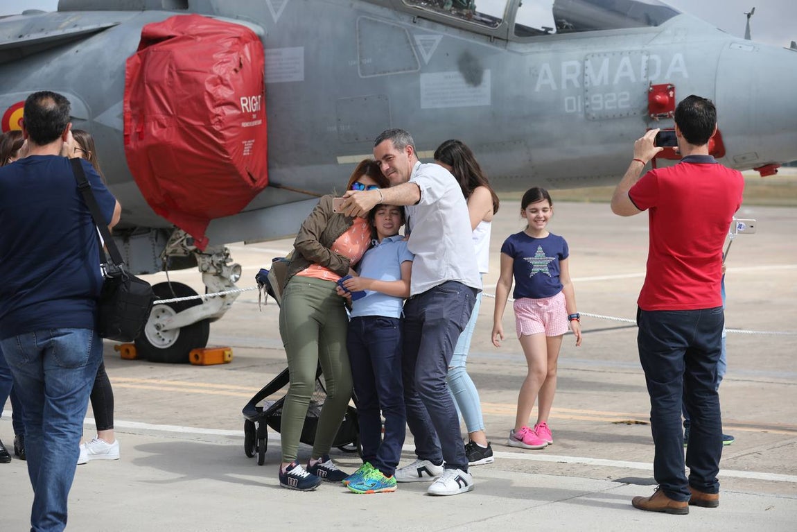 Celebración del Día de las Fuerzas Armadas en la base Naval de Rota