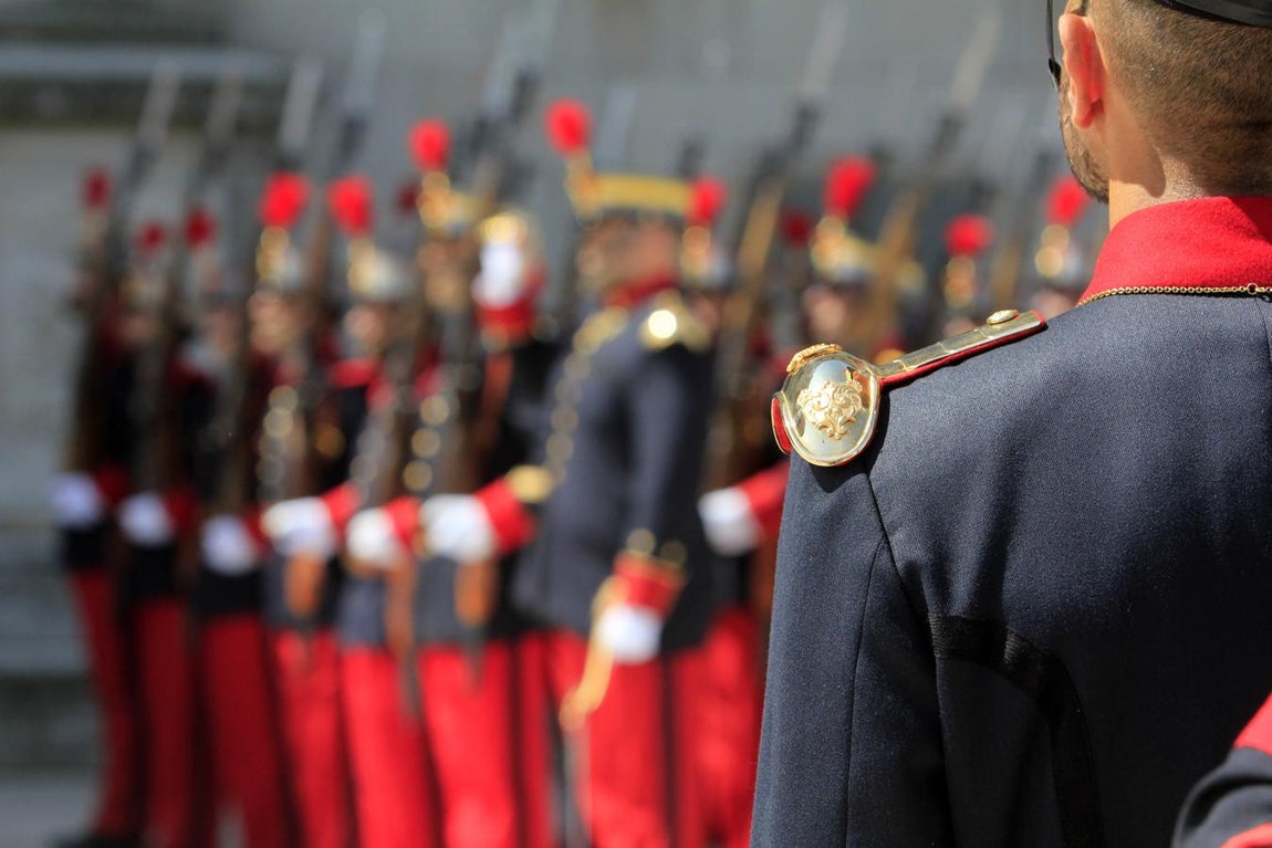 El relevo de la Guardia en el Alcázar de Toledo, en imágenes