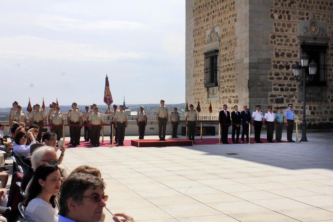 El relevo de la Guardia en el Alcázar de Toledo, en imágenes
