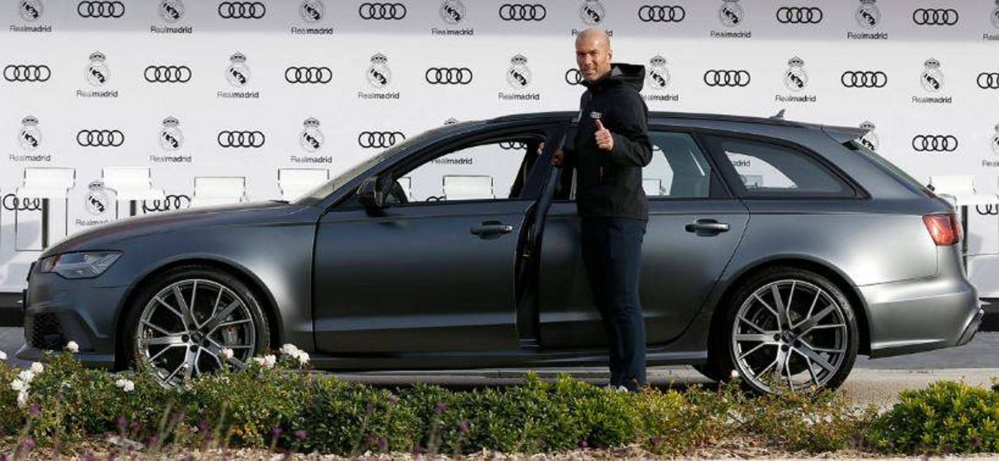 Zidane con un Audi RS6 Performance 4.0 TFSI de 605 CV. 