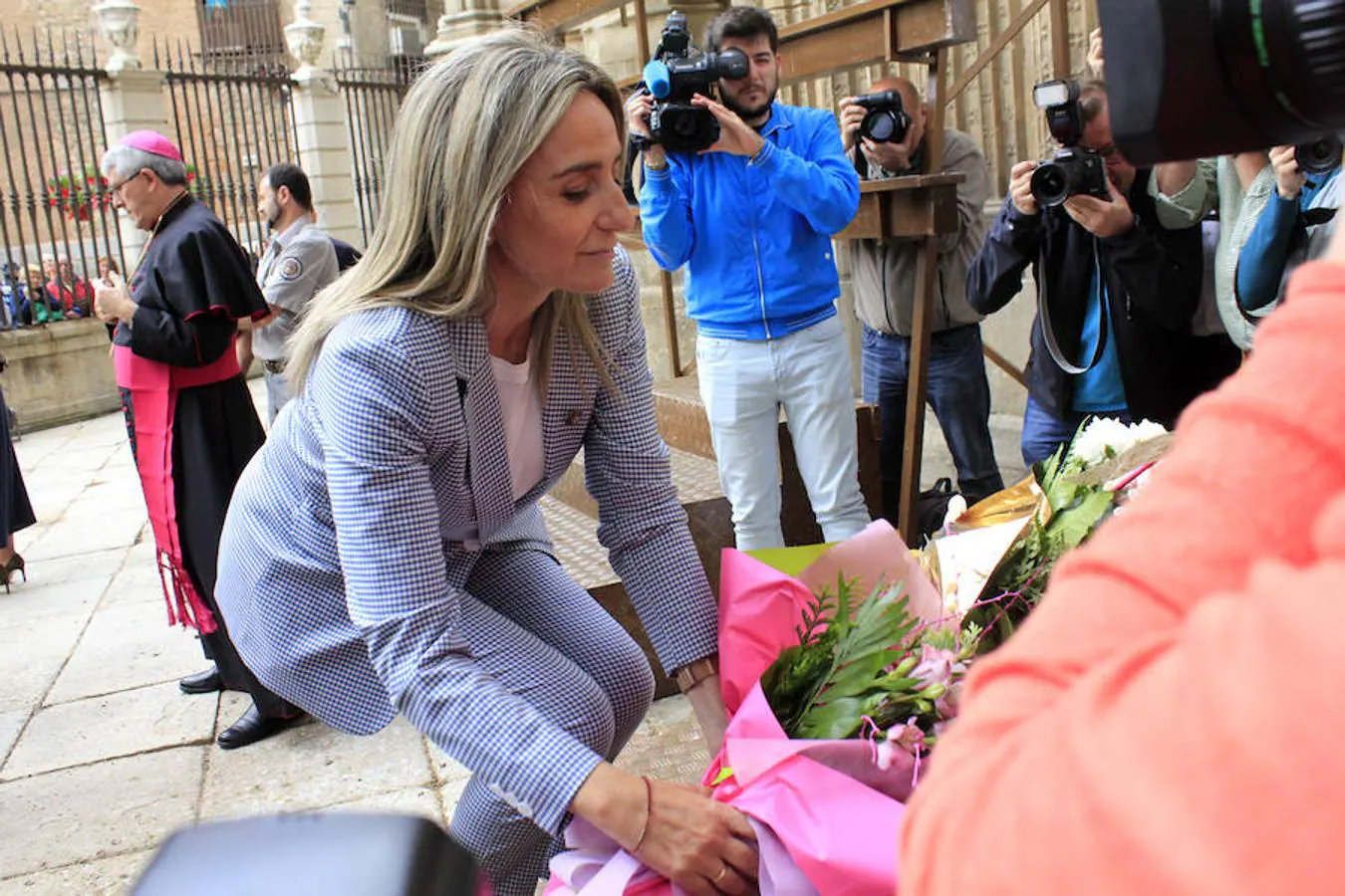 Más de 1.200 escolares de 24 colegios participan en la tradicional ofrenda floral del Corpus de Toledo