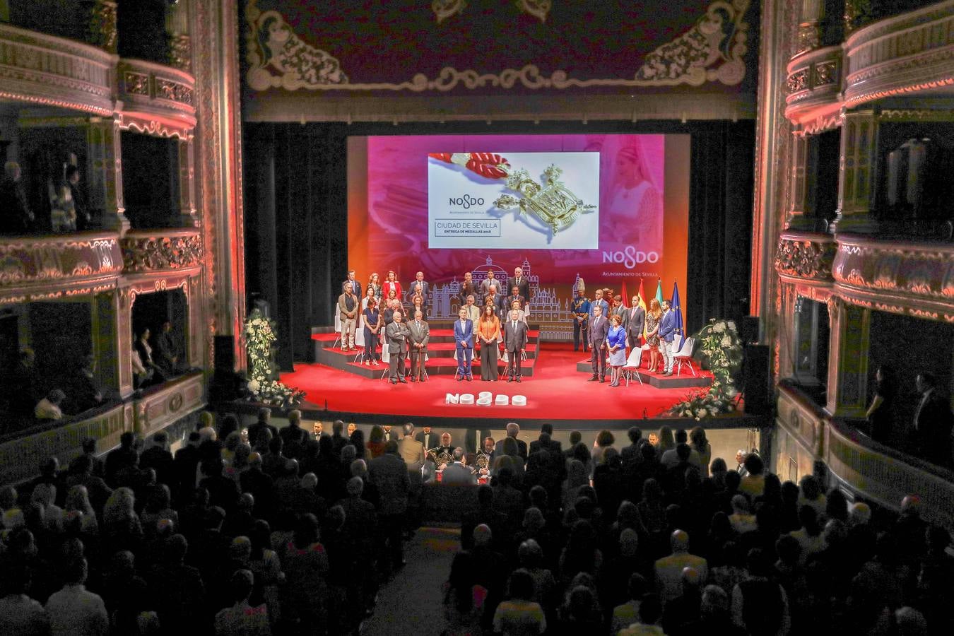 En imágenes, la entrega de las Medallas de Sevilla