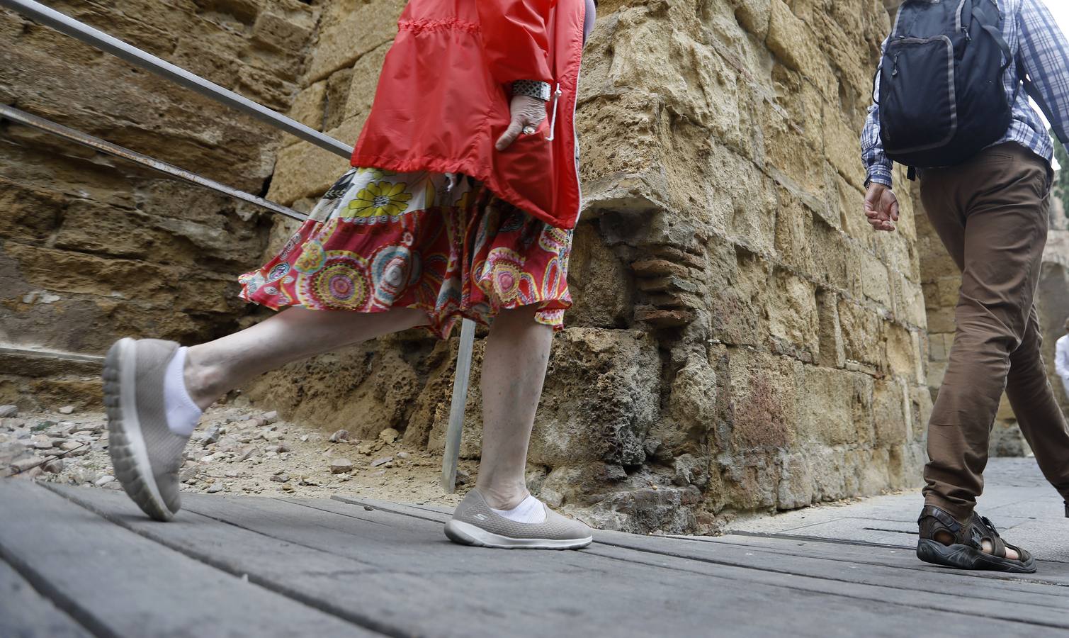 En imágenes, el deterioro de rincones históricos en el Casco de Córdoba