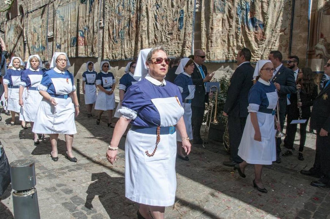 Un magno desfile en honor al Santísimo