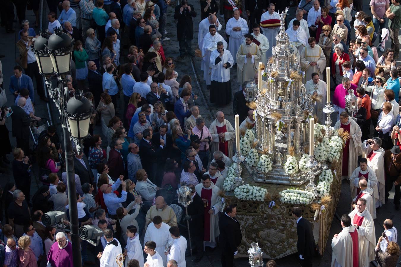 En imágenes, una mañana radiante de Corpus Christi