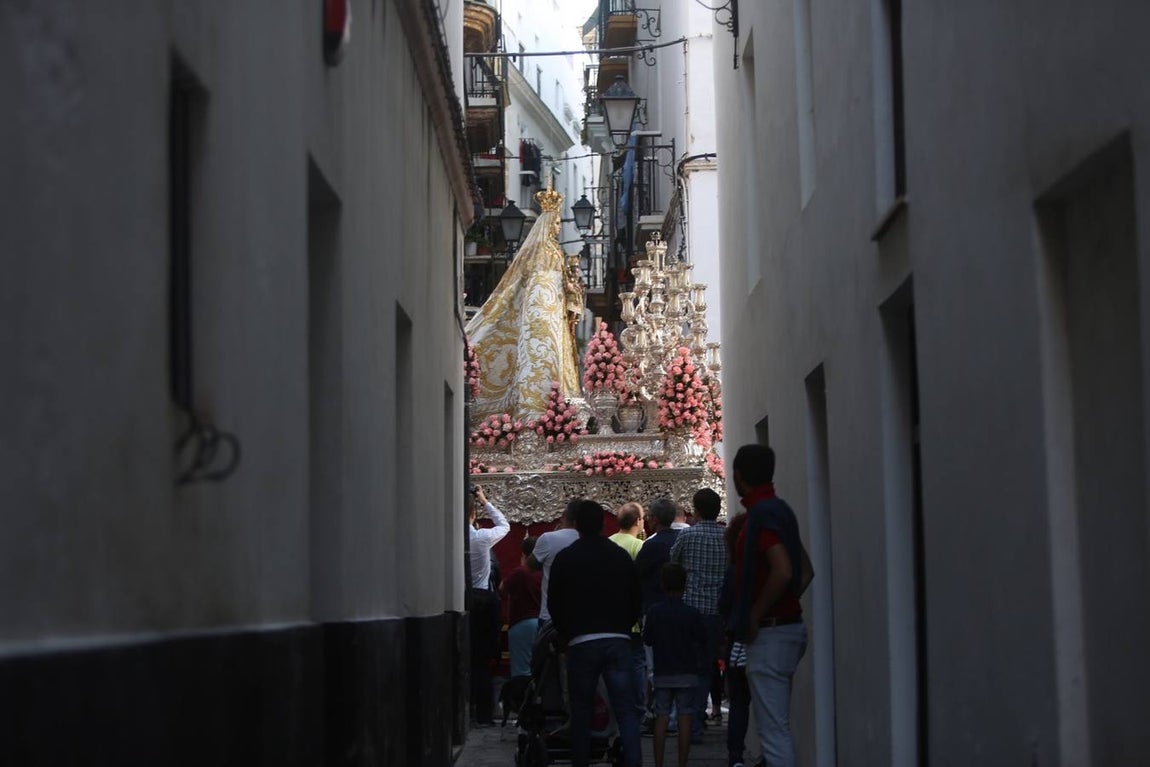 Traslado de la Patrona desde Santo Domingo a Santa Cruz