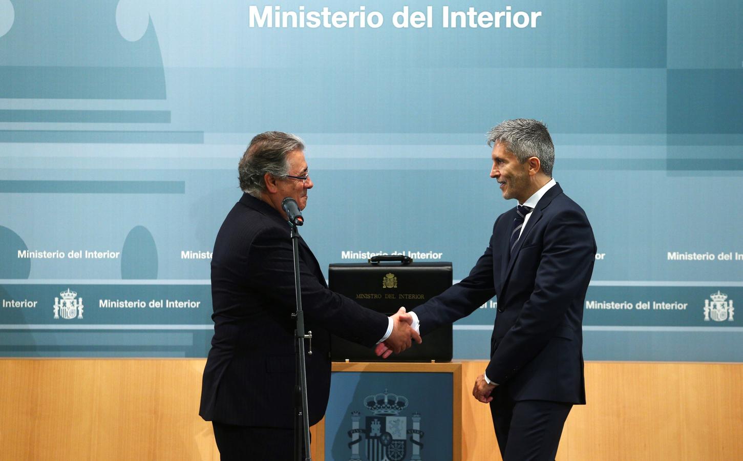El exministro del Interior Juan Ignacio Zoido, durante el traspaso de cartera al nuevo ministro Fernando Grande-Marlaska (derecha). 