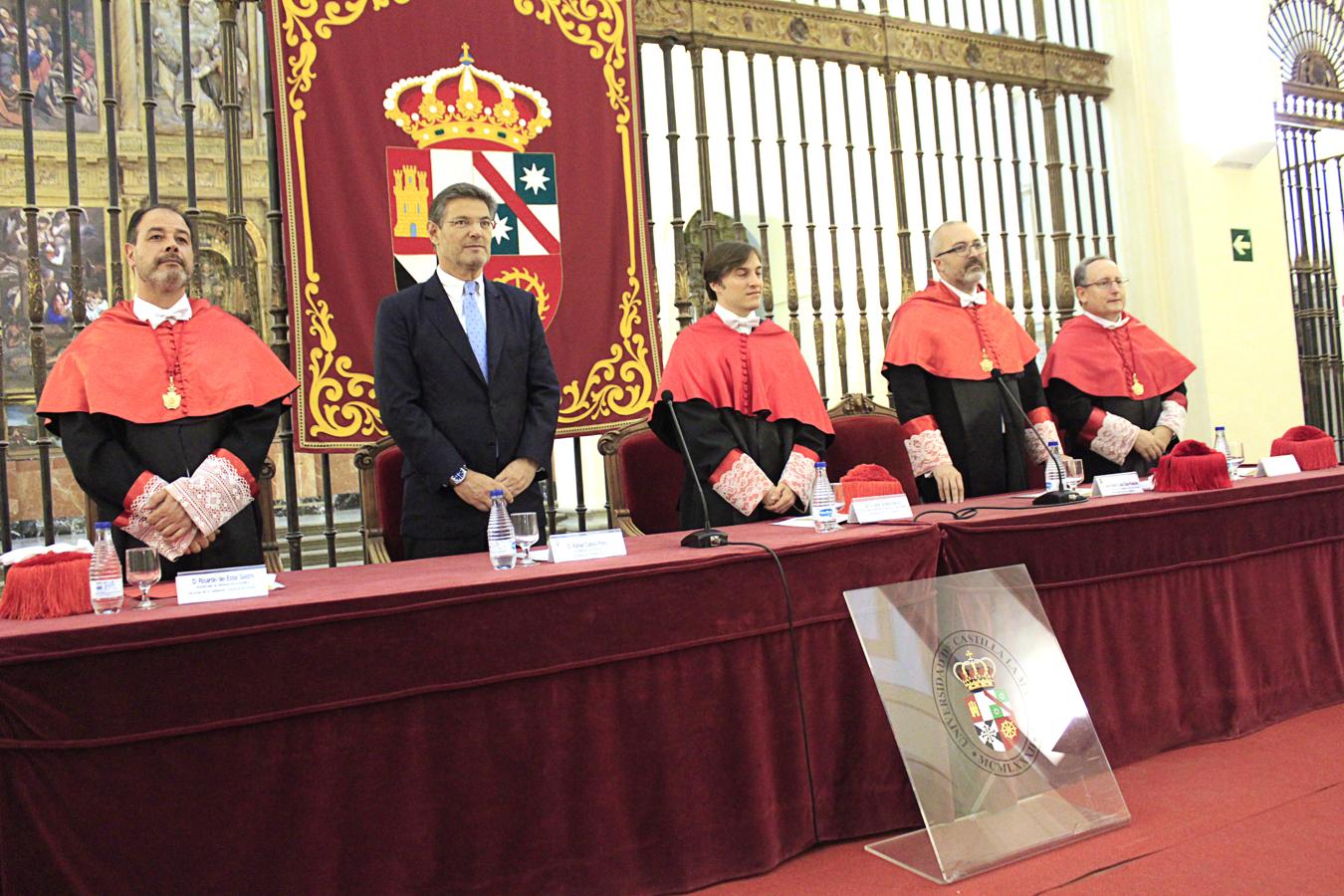 La graduación de Gestión y Administración Públicas de la UCLM en Toledo, en imágenes