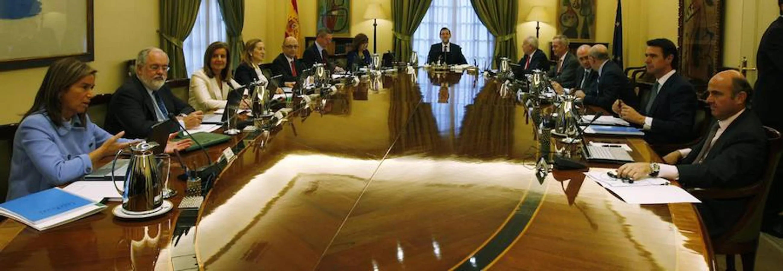 Primera reunión del Consejo de Ministros del Gobierno de Mariano Rajoy, el 23 de diciembre de 2011. 