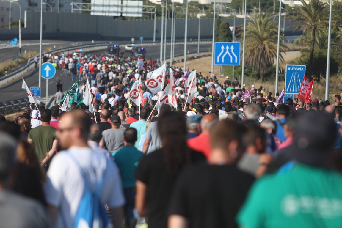 Las imágenes de la huelga del metal en la Bahía de Cádiz