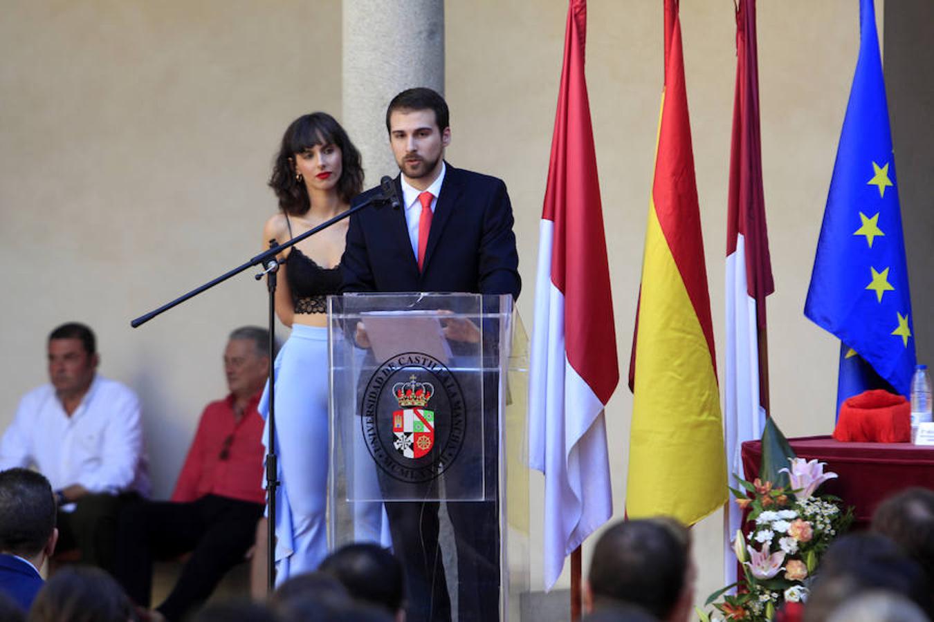 Graduación de la V promoción de Ciencias Jurídicas y Sociales