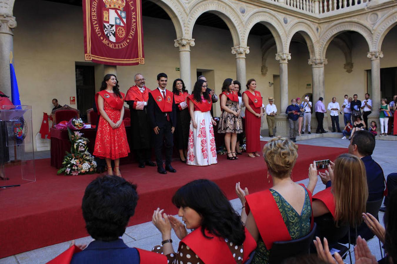 Graduación de la V promoción de Ciencias Jurídicas y Sociales