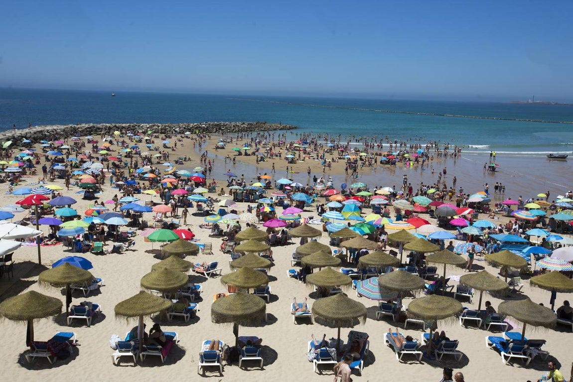 Playa de Santa María de Mar en Cádiz capital