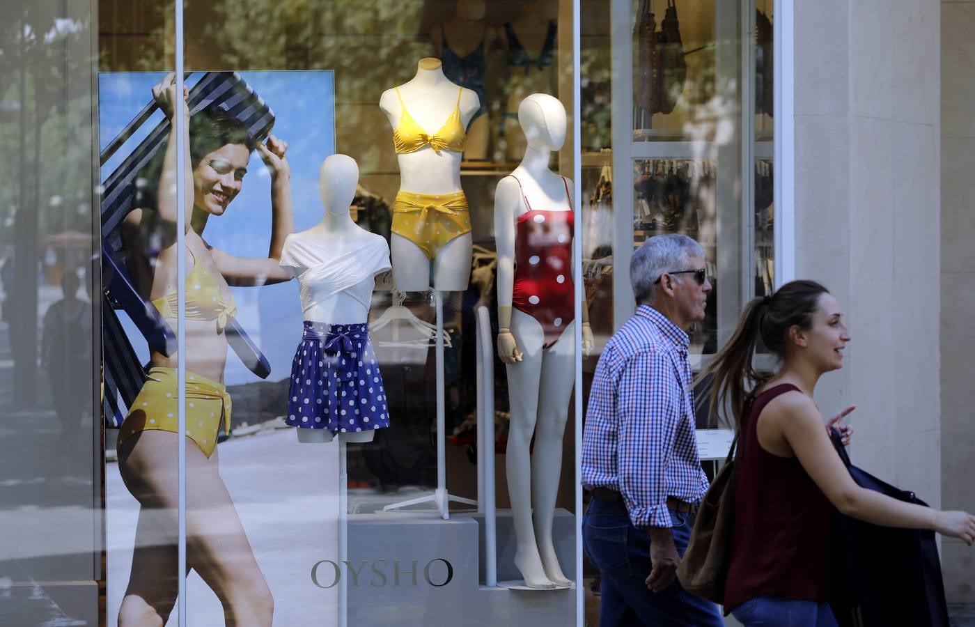 En imágenes, la «pretemporada» de rebajas en Córdoba