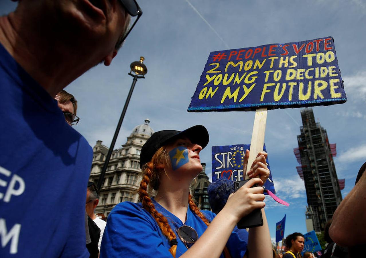 Manifestación anti-Brexit. Decenas de miles de personas se manifestaron en Londres el sábado para pedir una segunda votación sobre la salida de Gran Bretaña de la Unión Europea