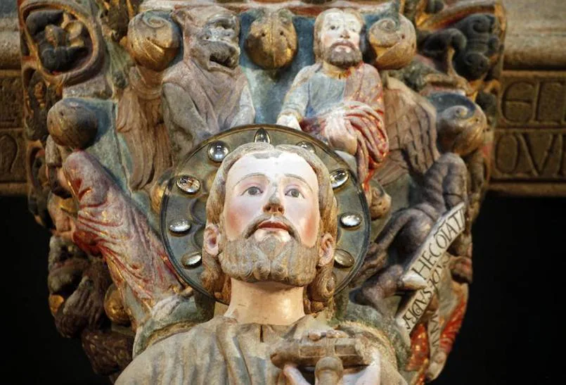 Escultura del Apóstol Santiago. 