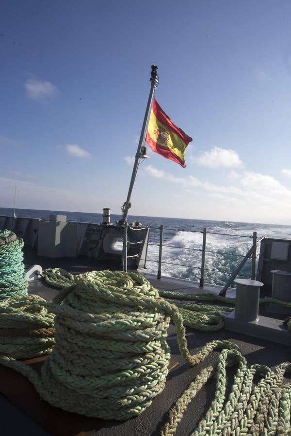 FOTOS: Así son las pruebas de mar del BAM &#039;Audaz&#039; en la Bahía de Cádiz