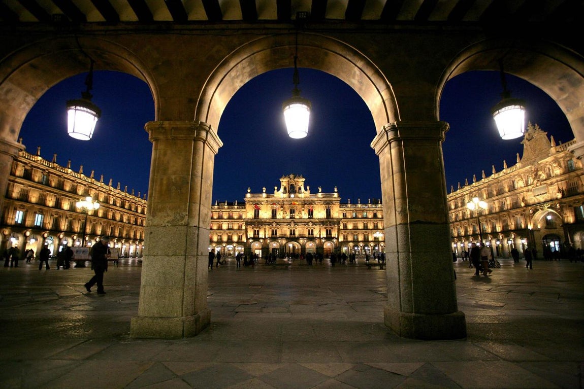 Ciudad vieja de Salamanca (1988). La Plaza Mayor de Salamanca