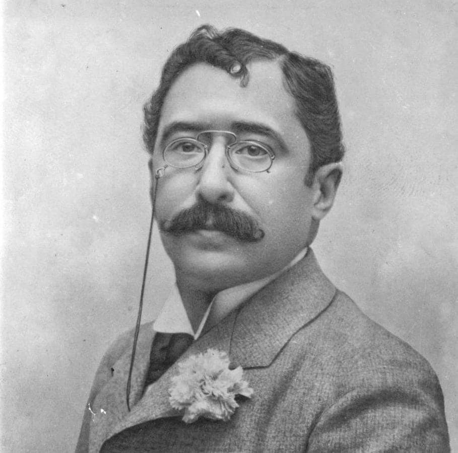 Retrato de Mariano Cavia por Manuel Compañy. 