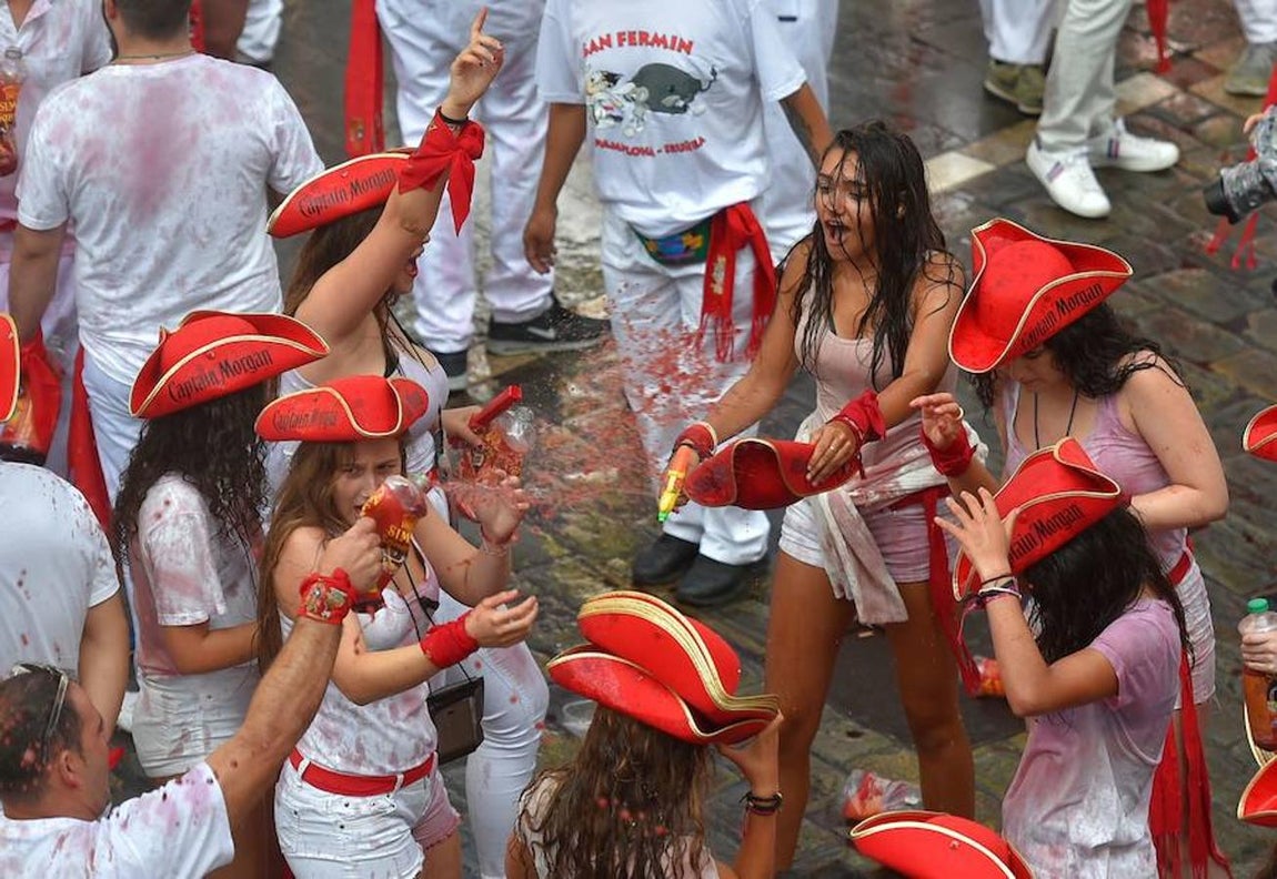 En imágenes: el chupinazo de San Fermín 2018